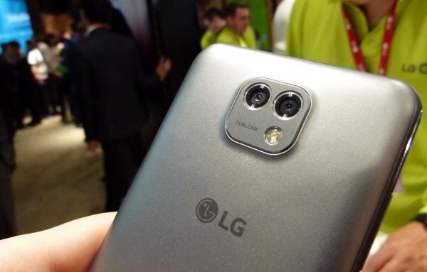 LG X Cam